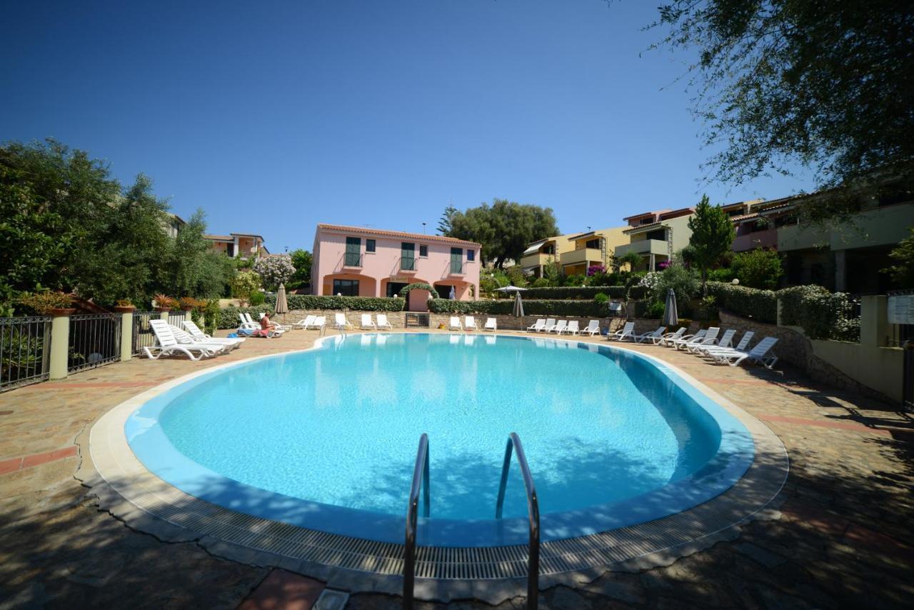 Villaggio Sa Ventana Badesi Exteriör bild