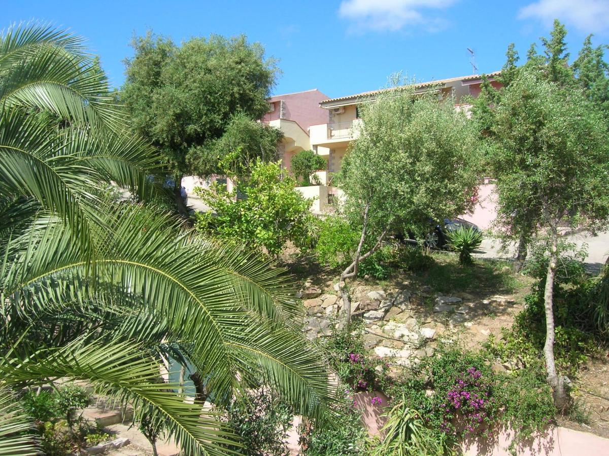 Villaggio Sa Ventana Badesi Exteriör bild